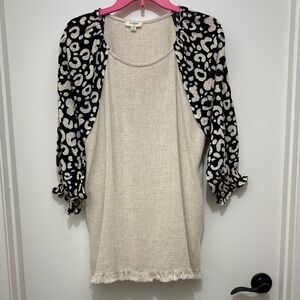 Umgee linen Tan sleeve print  Top